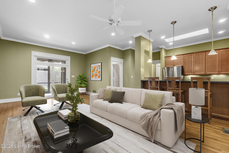 Listing Image 10