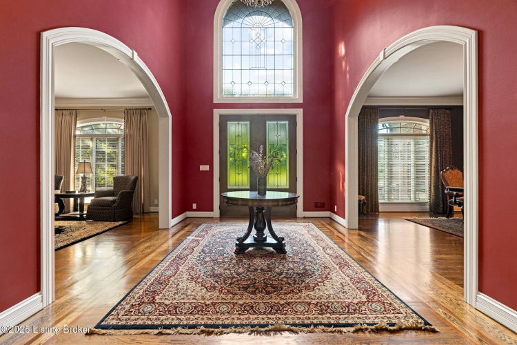 Listing Image 11
