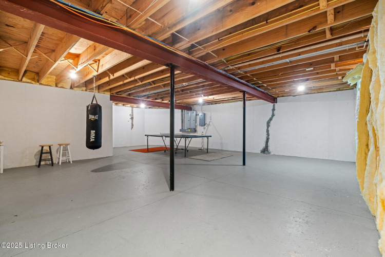 Listing Image 102