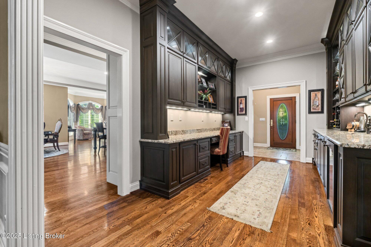 Listing Image 20