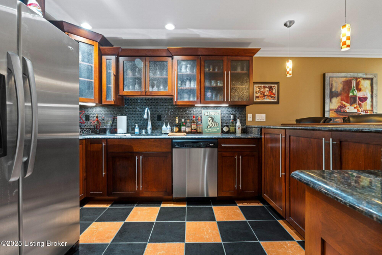 Listing Image 84