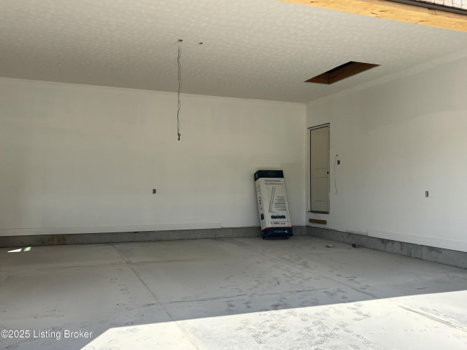 Listing Image 39