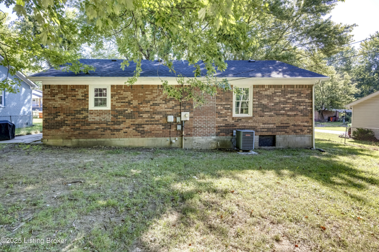 Listing Image 28