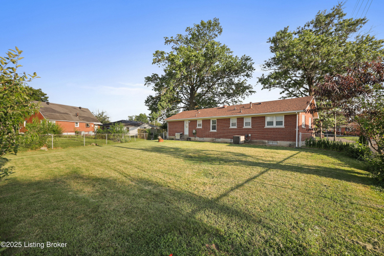 Listing Image 29
