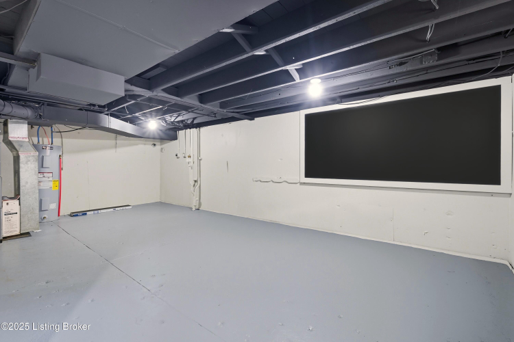 Listing Image 38