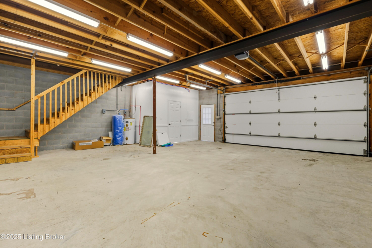 Listing Image 45