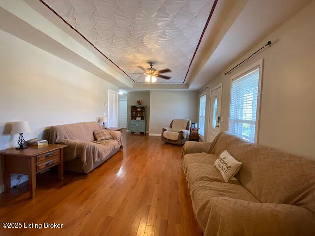 Listing Image 3