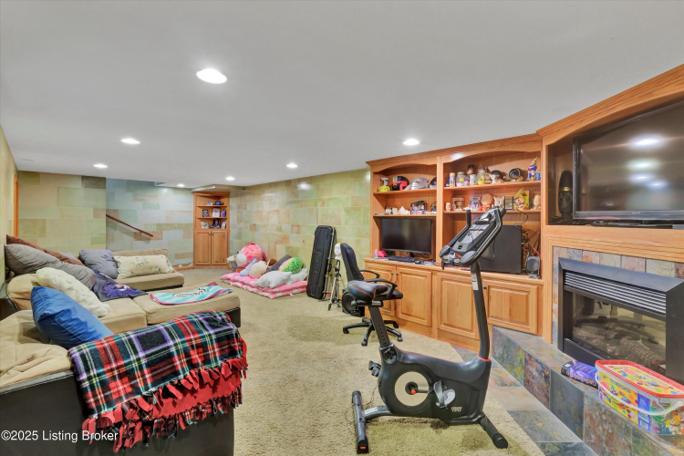 Listing Image 51