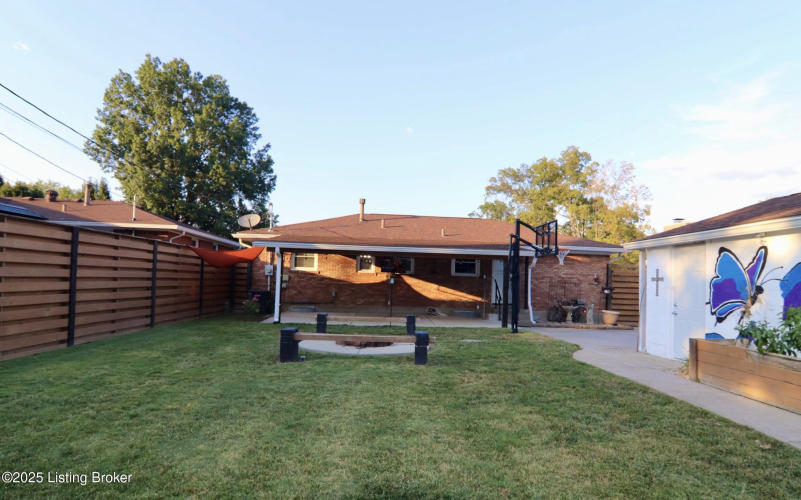 Listing Image 27
