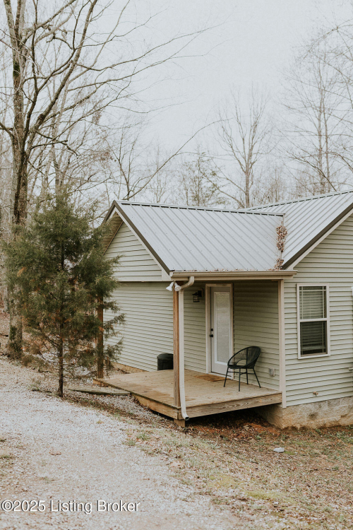 Listing Image 5