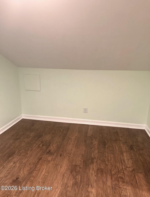 Listing Image 54