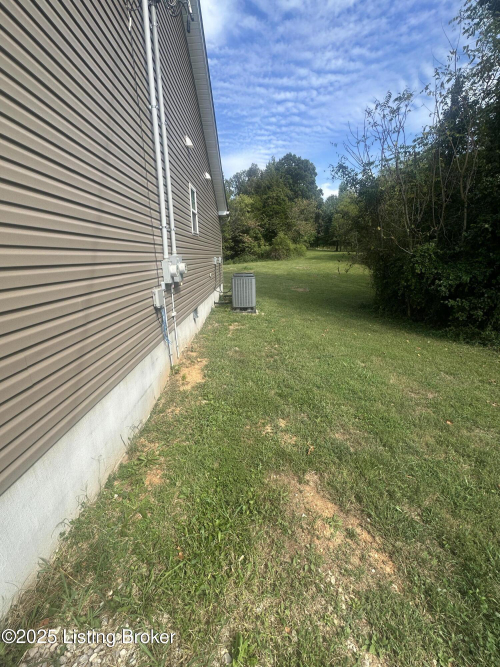 Listing Image 33