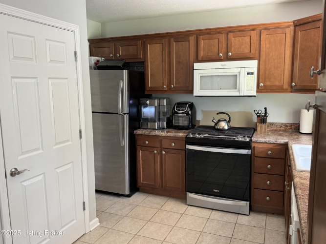 Listing Image 17