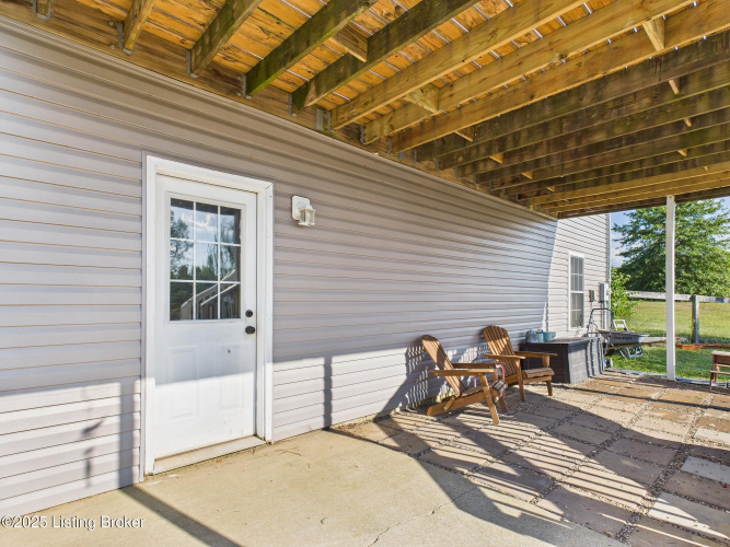 Listing Image 42