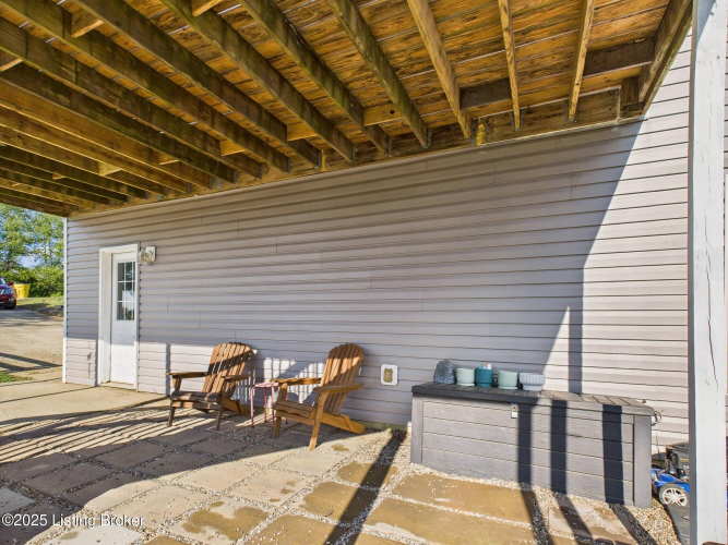 Listing Image 43
