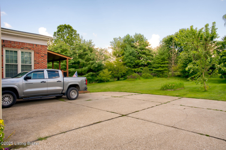 Listing Image 52
