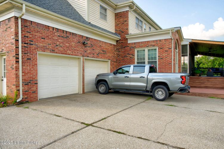 Listing Image 53
