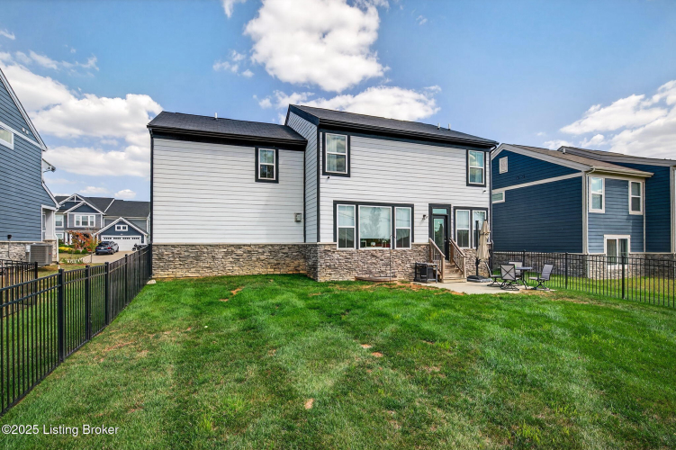 Listing Image 52