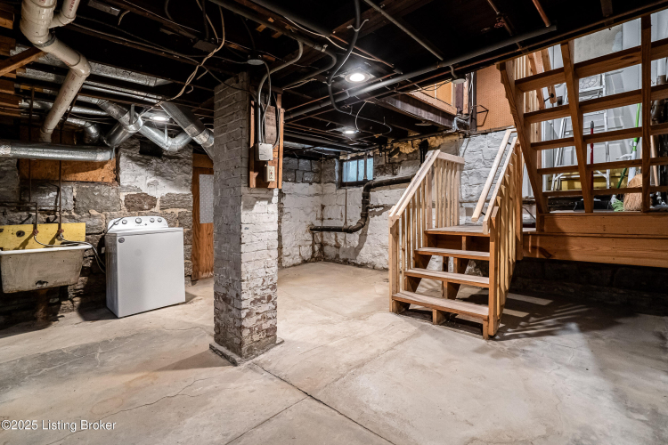 Listing Image 54