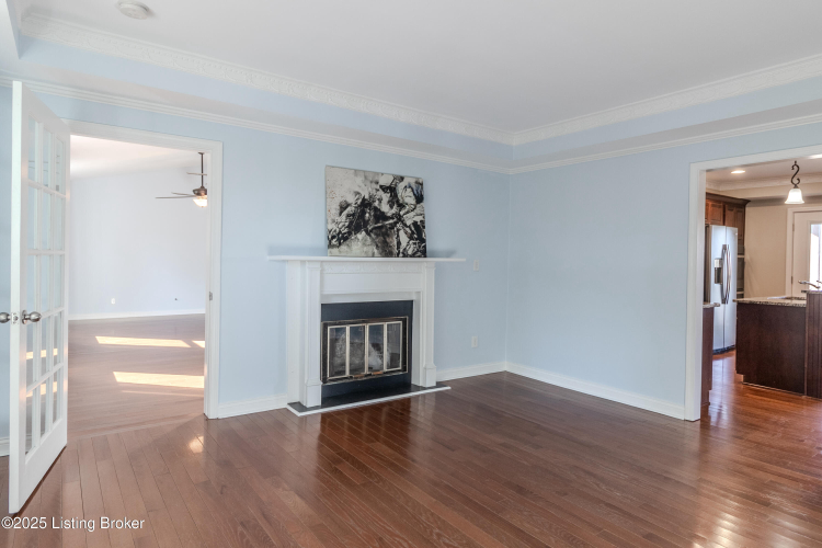 Listing Image 17