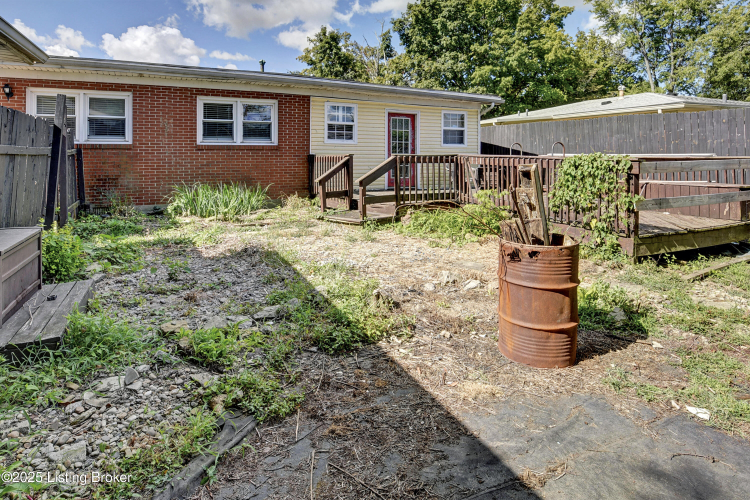 Listing Image 27