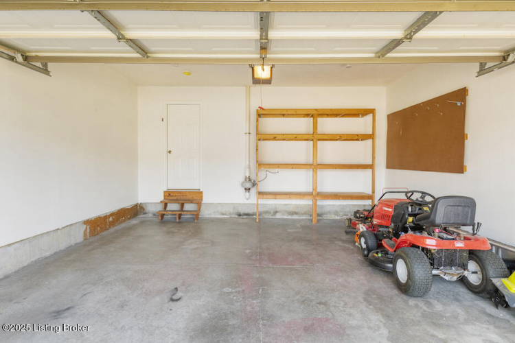 Listing Image 37