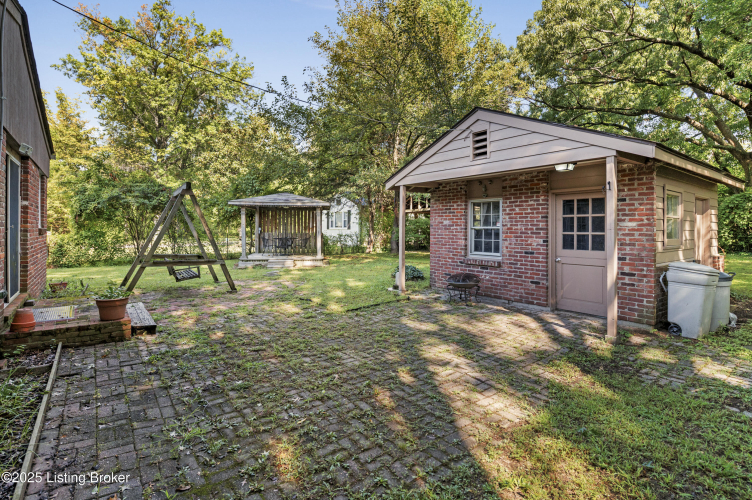Listing Image 32