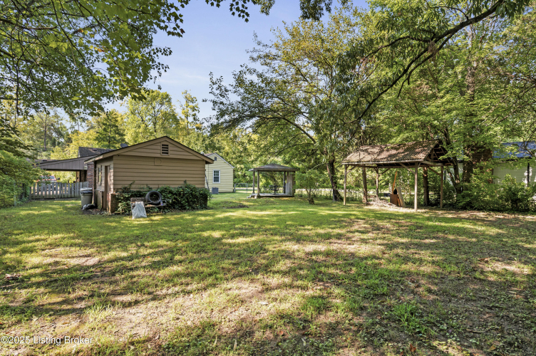 Listing Image 38