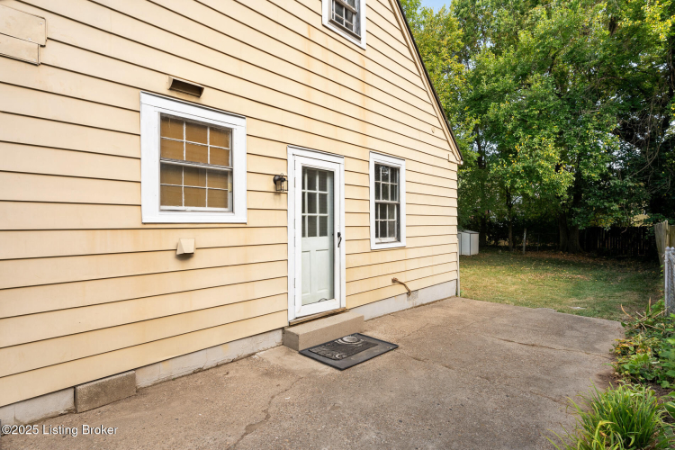 Listing Image 26