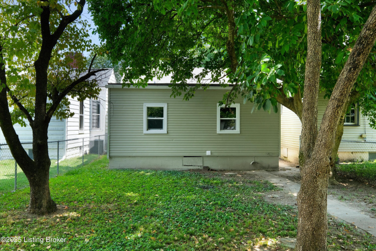 Listing Image 33