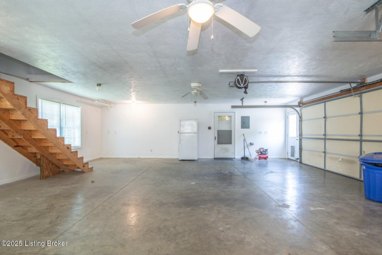 Listing Image 58