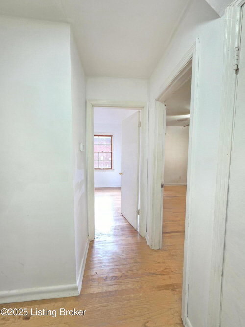 Listing Image 26