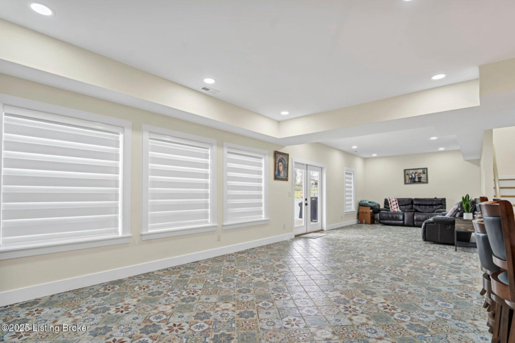 Listing Image 55