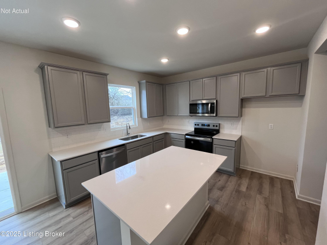 Listing Image 9