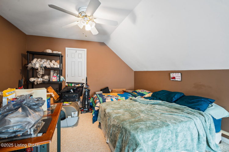 Listing Image 44