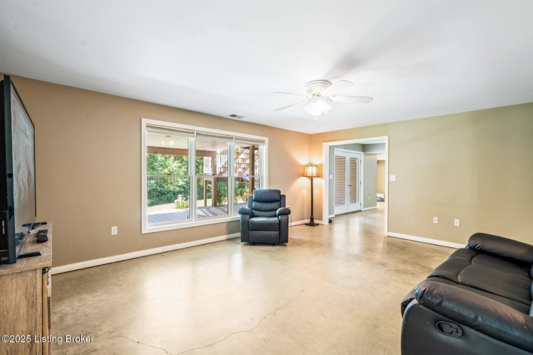 Listing Image 57