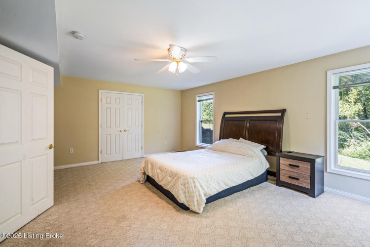 Listing Image 59