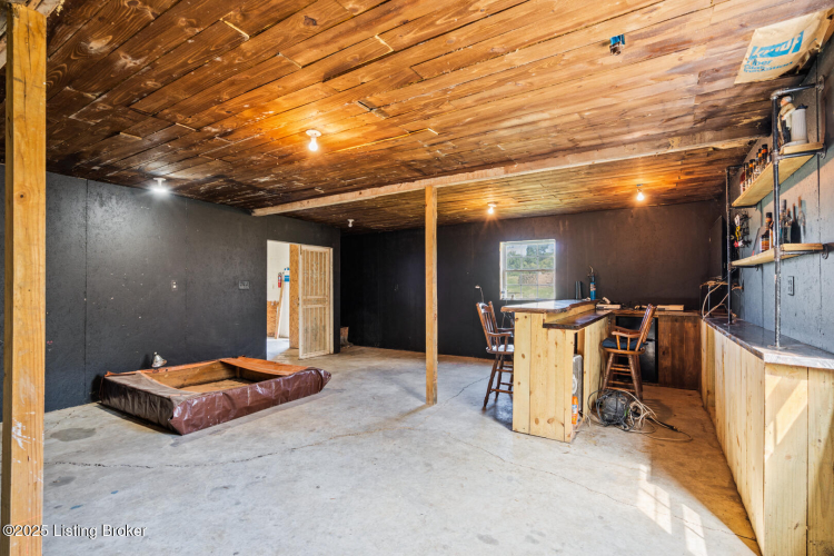 Listing Image 81