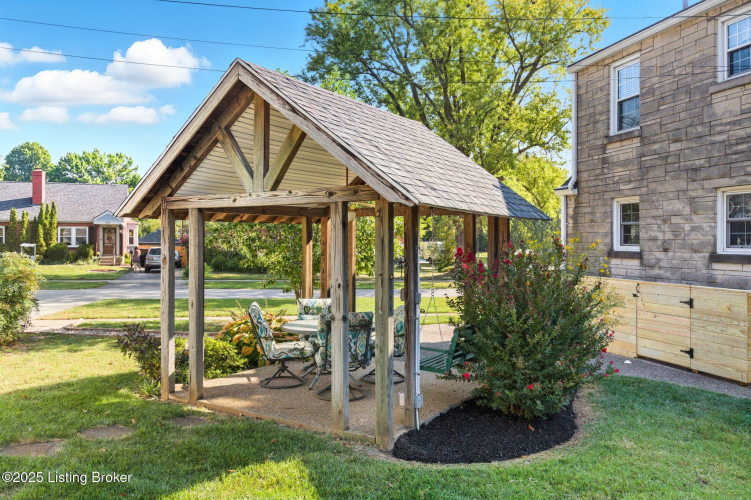 Listing Image 59