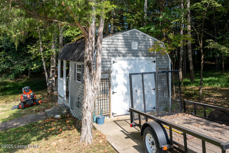 Listing Image 33