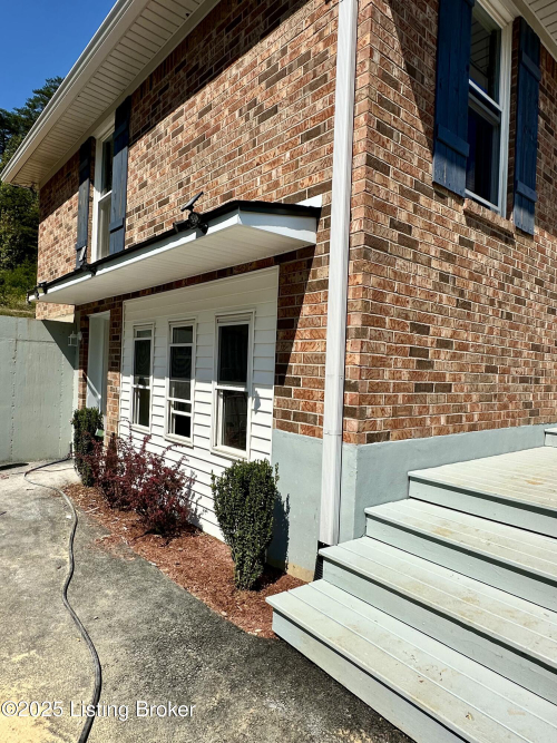 Listing Image 24