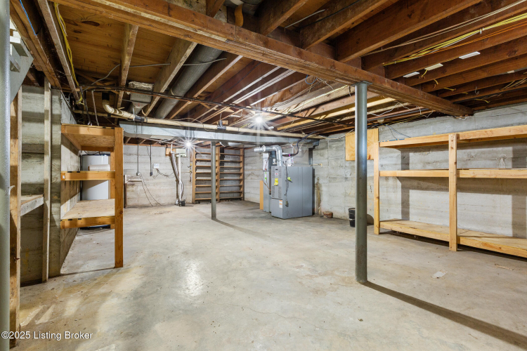 Listing Image 45