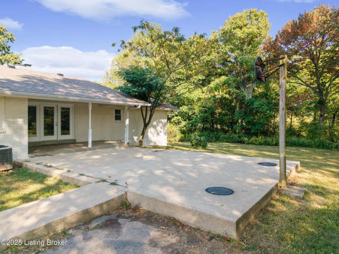 Listing Image 47