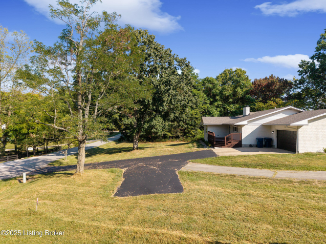 Listing Image 49