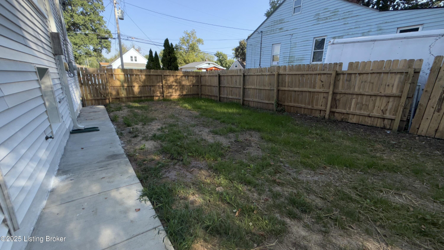 Listing Image 37