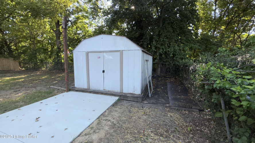 Listing Image 48