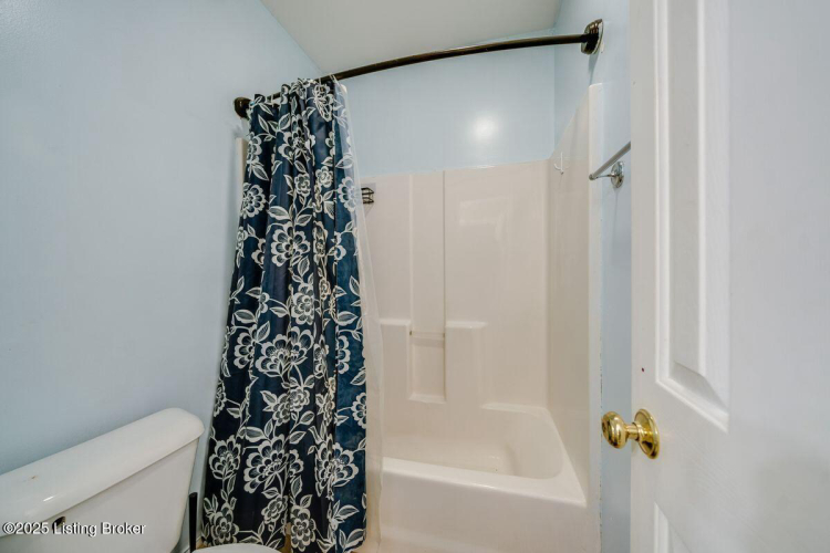 Listing Image 54