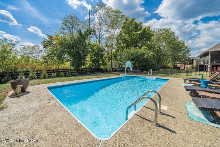 Listing Image 65
