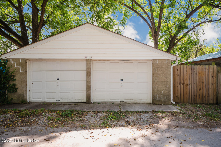 Listing Image 23