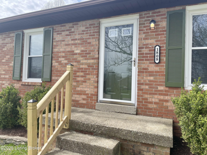 Listing Image 11